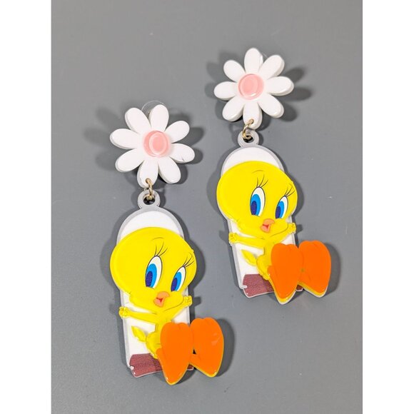 Warner Brothers Looney Tuns Tweety Bird Daisy Dangle Earrings Long - Picture 2 of 8